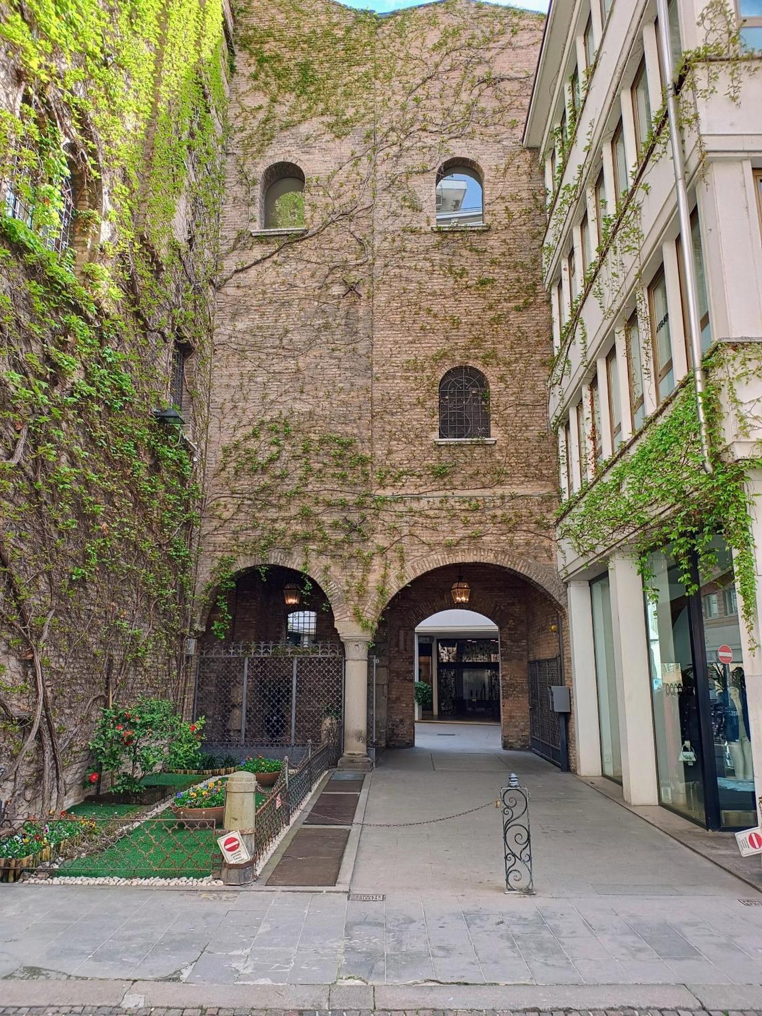 Residenze Simari Luxury Apartment Padova Exterior photo